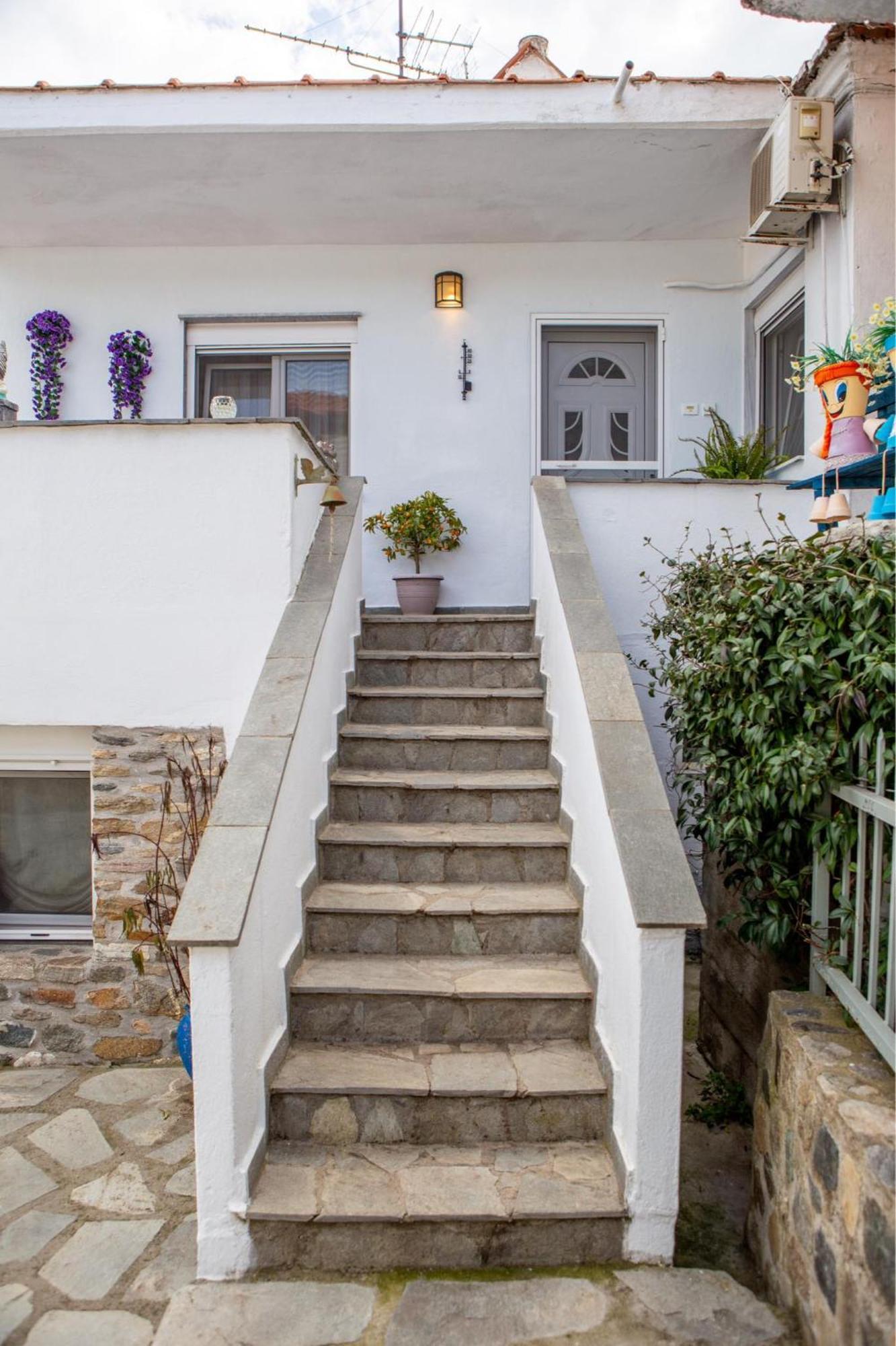 Titika House Guest House Vrasná Екстериор снимка
