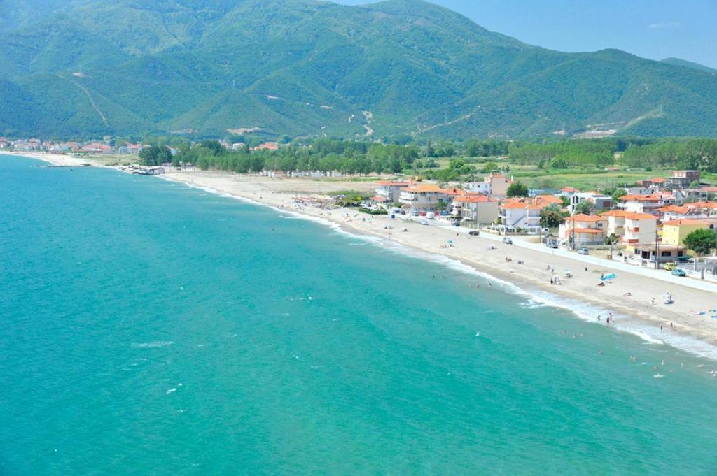 Titika House Guest House Vrasná Екстериор снимка