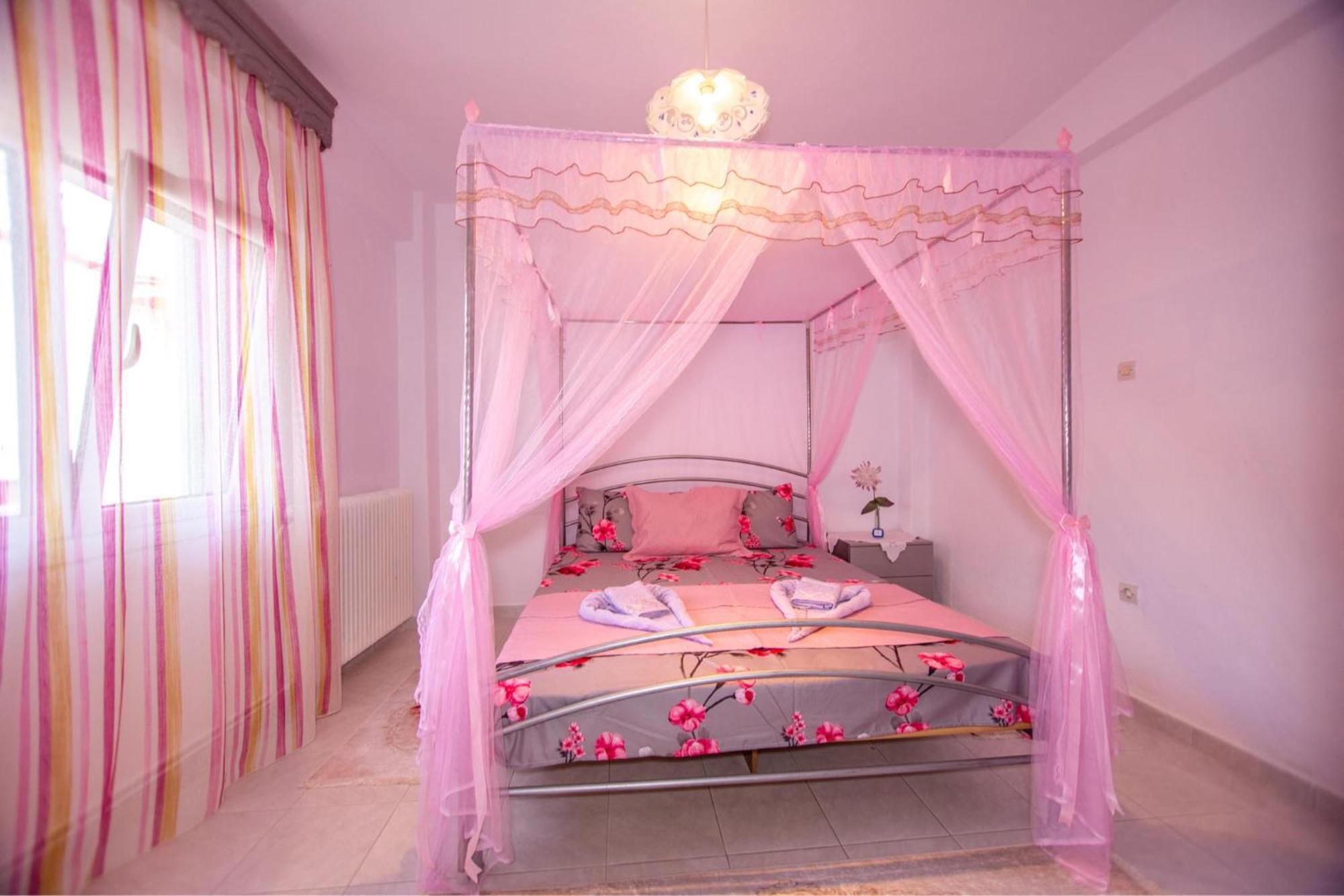 Titika House Guest House Vrasná Екстериор снимка